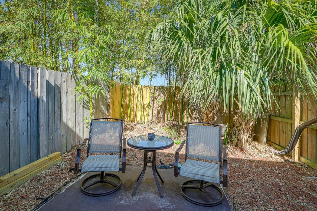 Breezy Cape Canaveral Townhome About 1 Mi To Beach! Exterior foto